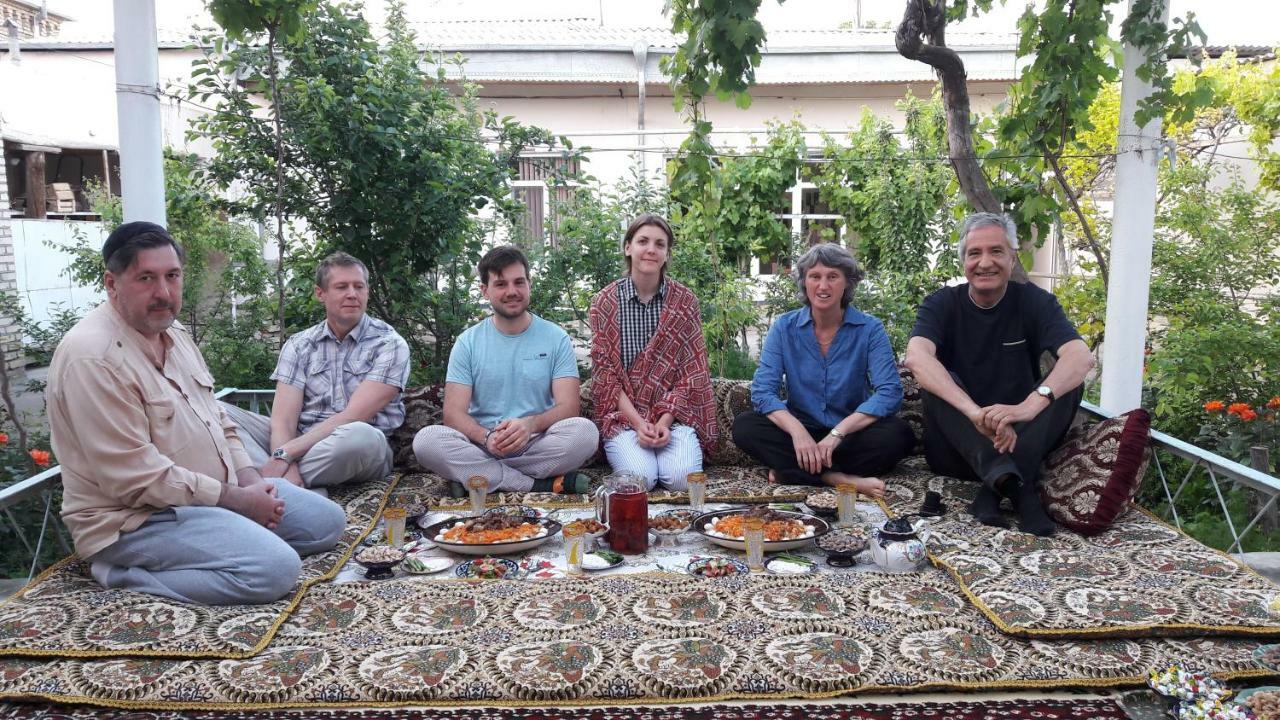 Nurobod Guesthouse Bukhara Bagian luar foto